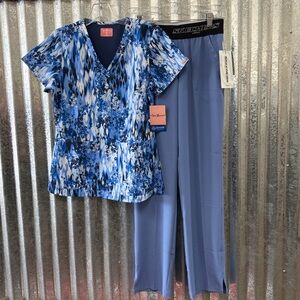 Women’s Scrub Set-Print Top-Ceil Blue Scrub Pants-XS/XS Regular Length Pants